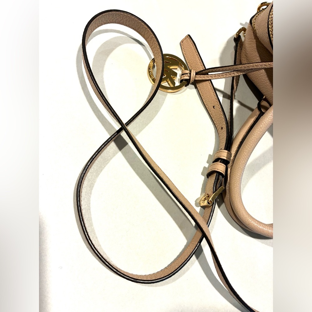 Michael Kors Double Zip Satchel  Crossbody And Double Handle Beige - Picture 3 of 16